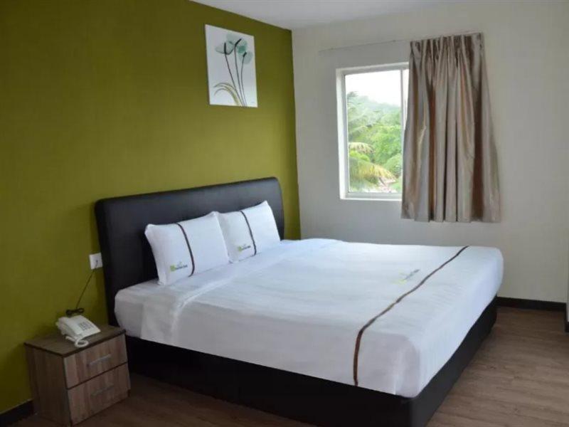 Riverview Hotel Bahau Exterior photo
